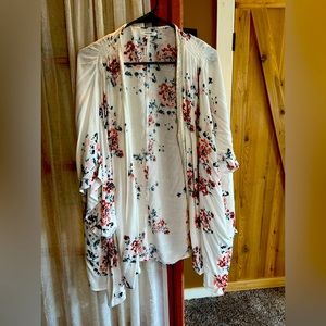 One size floral kimono. Brand new but without tags.